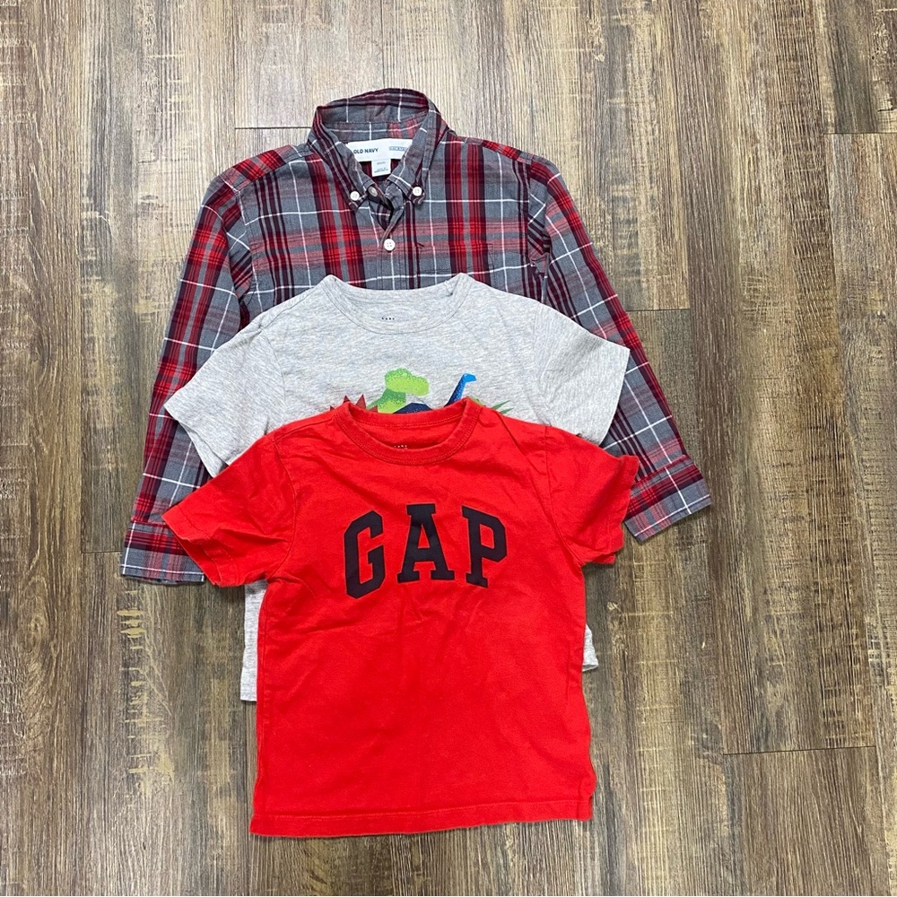 GAP Red Gray and‎ Plaid Button Down Shirt Boys Lot Of 3 Size Small /5